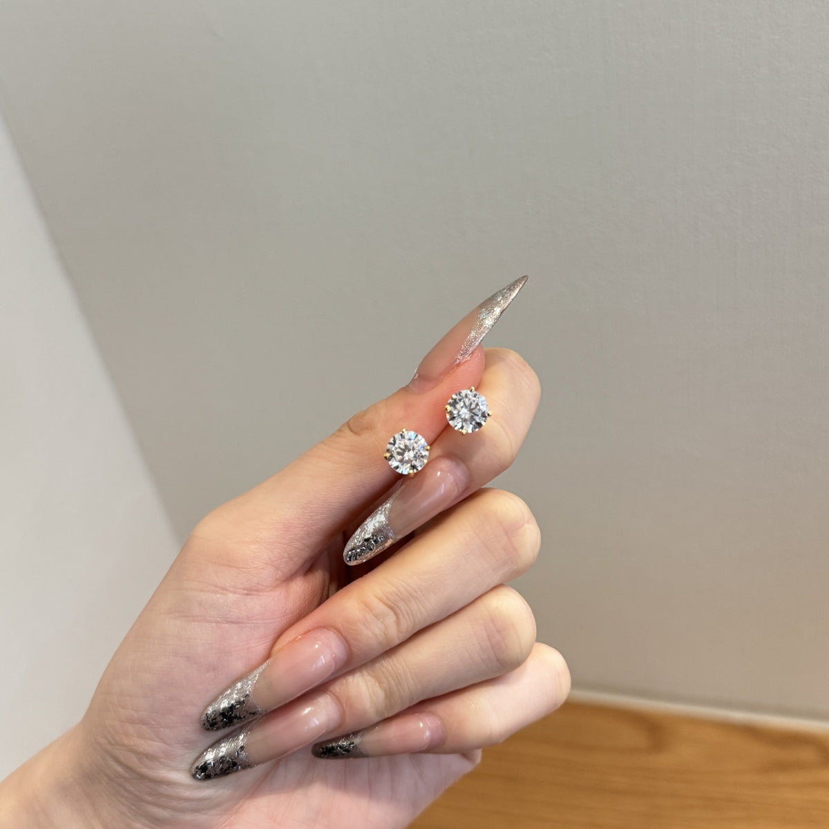 Cercei Stud Oval Solitaire – Argint 925 placat cu aur 18K